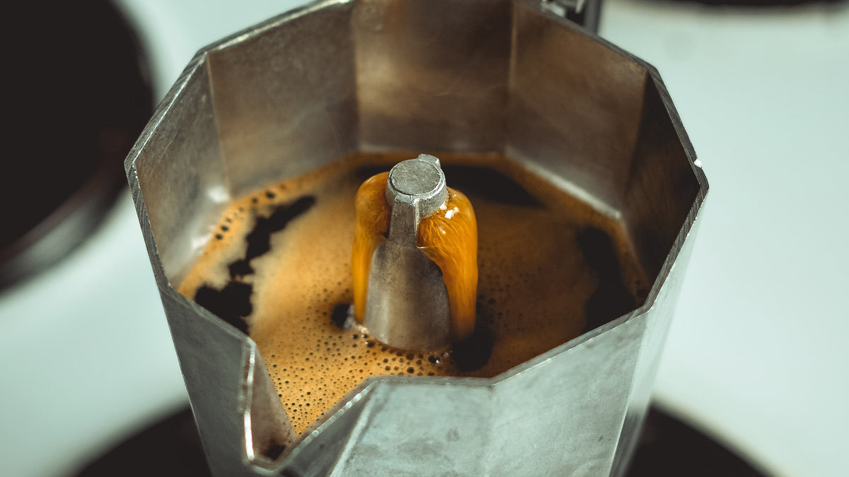 Pezzetti Moka Pot Brewing Coffee 